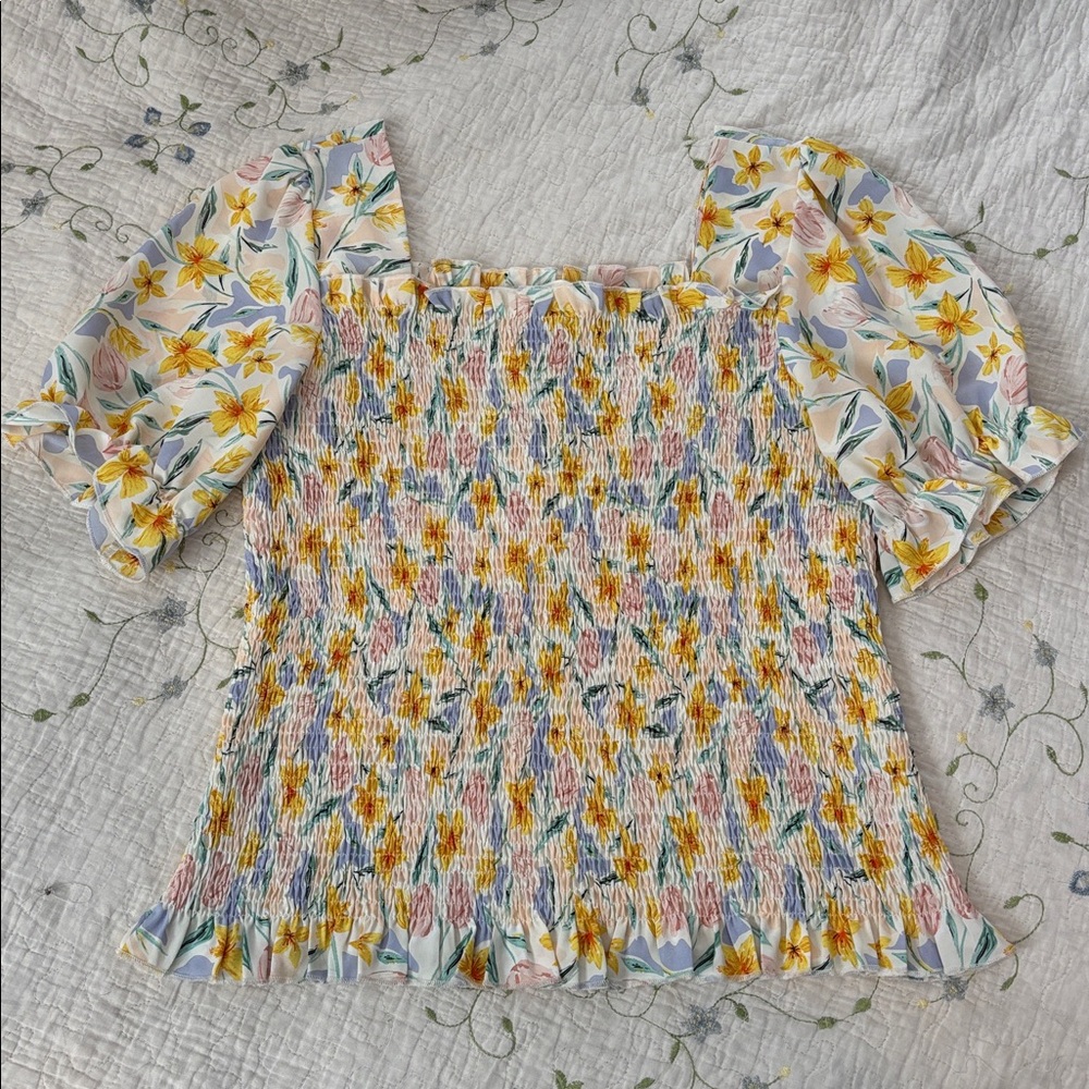 Pink Martini Zinnia Floral Smocked Puff Sleeve Peplum Blouse Top Size Medium